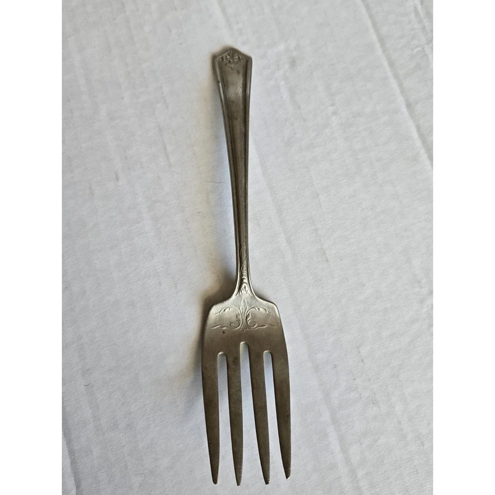 Antique Wm A Rogers‎ Nickel Silver Lettuce Salad Serving Fork Ornate Scroll